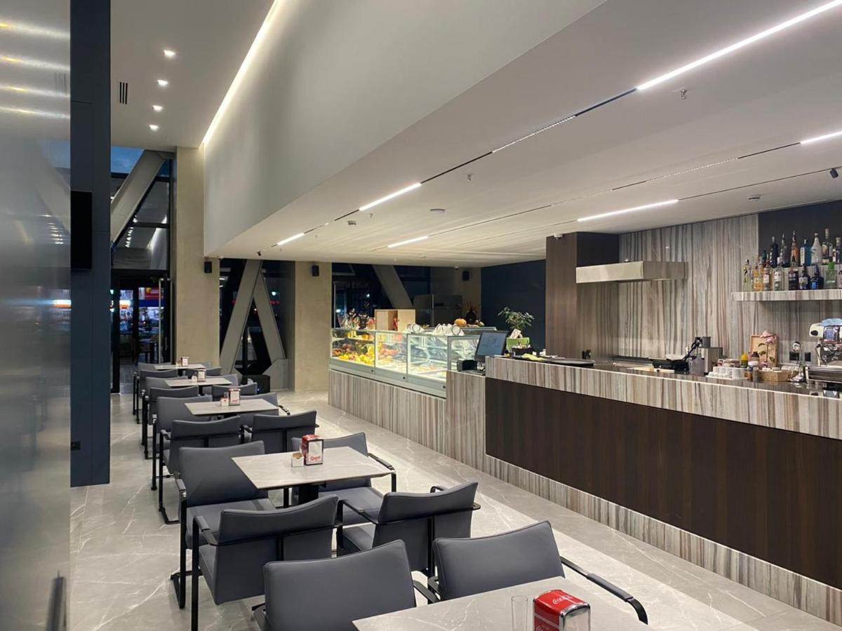 Hotel Partner & Spa Vlorë Екстериор снимка