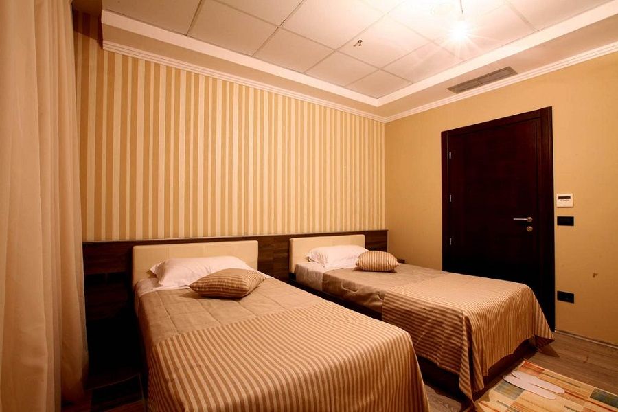 Hotel Partner & Spa Vlorë Екстериор снимка