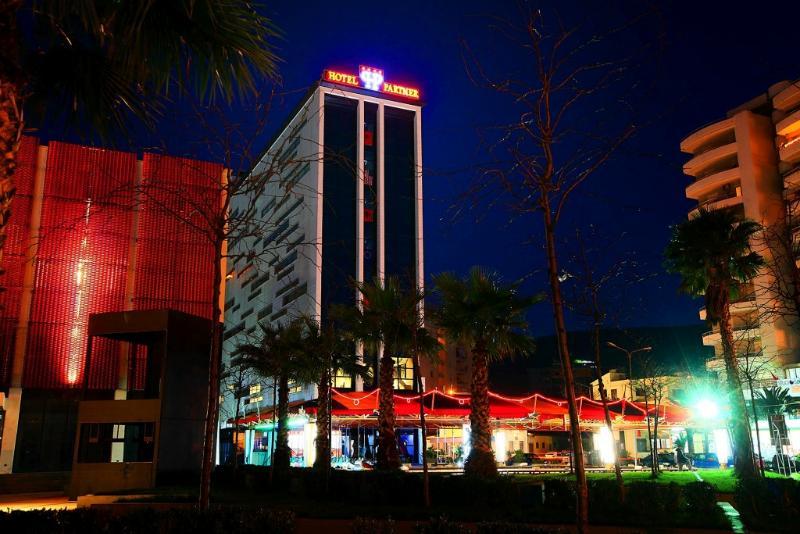 Hotel Partner & Spa Vlorë Екстериор снимка